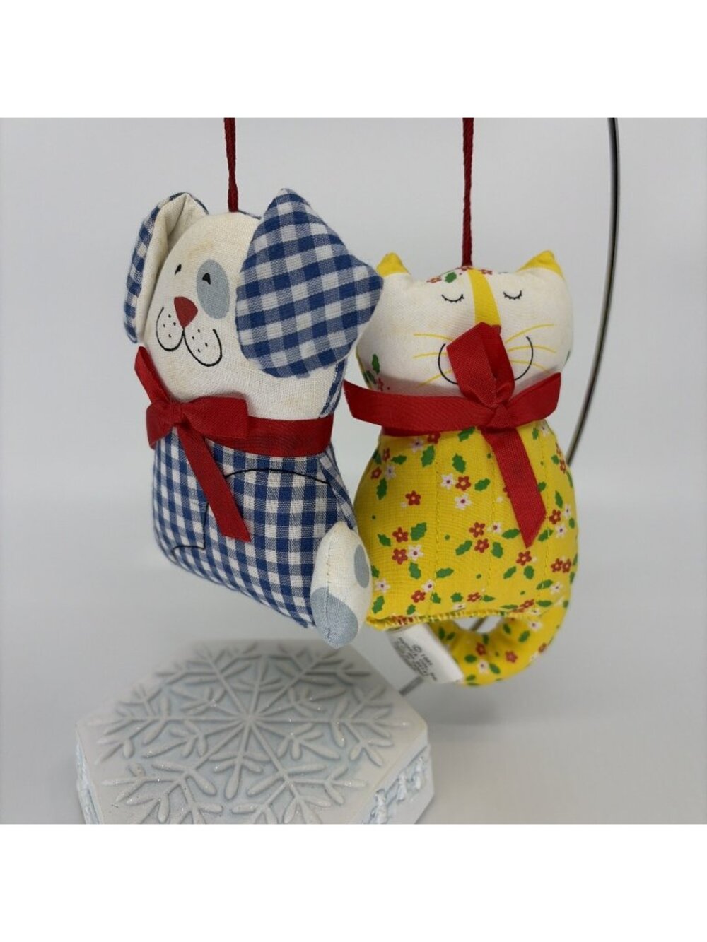 1981 Hallmark Kitten Puppy Stuffed Fabric Christmas Ornaments Cat Dog Lot of 2